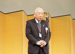 実行委員会監事で大曽根自治連合会の高橋静明会長が閉会の辞を述べ、1本締めも行い、会を締めくくりました