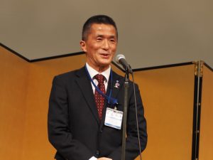 竹下幸紀港北区長は「(青会長が言及したように)港北区は横浜市18区の中で1番多い人口。横浜市民のうち10人に1人は「港北区民」。今年のテーマを「きづく(きずく)」とし、まだ気付いていないことに気付き、また多く皆様に役立てることを築いていけたら」と語り、港北区では来年(2027年)3月から開催されるグリーンエクスポ(GREEN EXPO)のまだ認知度が67%にすぎず、90%くらいまで上げていきたい」と語りました